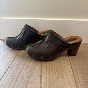 Clarks Artisan Brown Leather Platform Mules Clogs Women's Shoes 6.5 M US